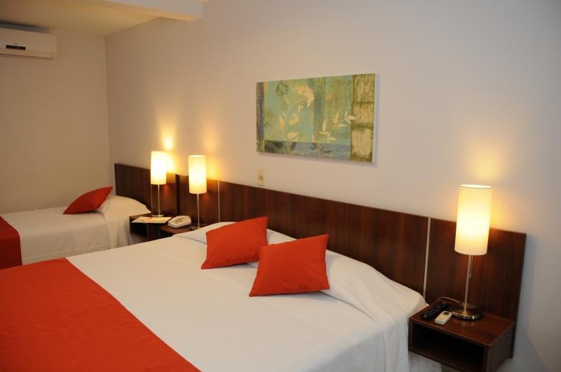 Hotel California Montevideo Ngoại thất bức ảnh