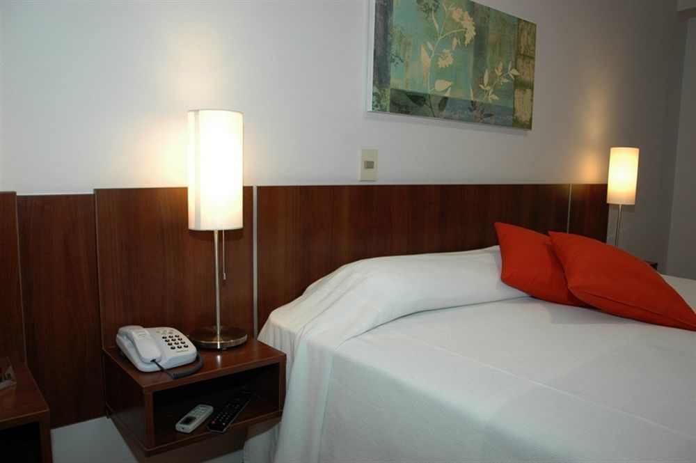 Hotel California Montevideo Ngoại thất bức ảnh