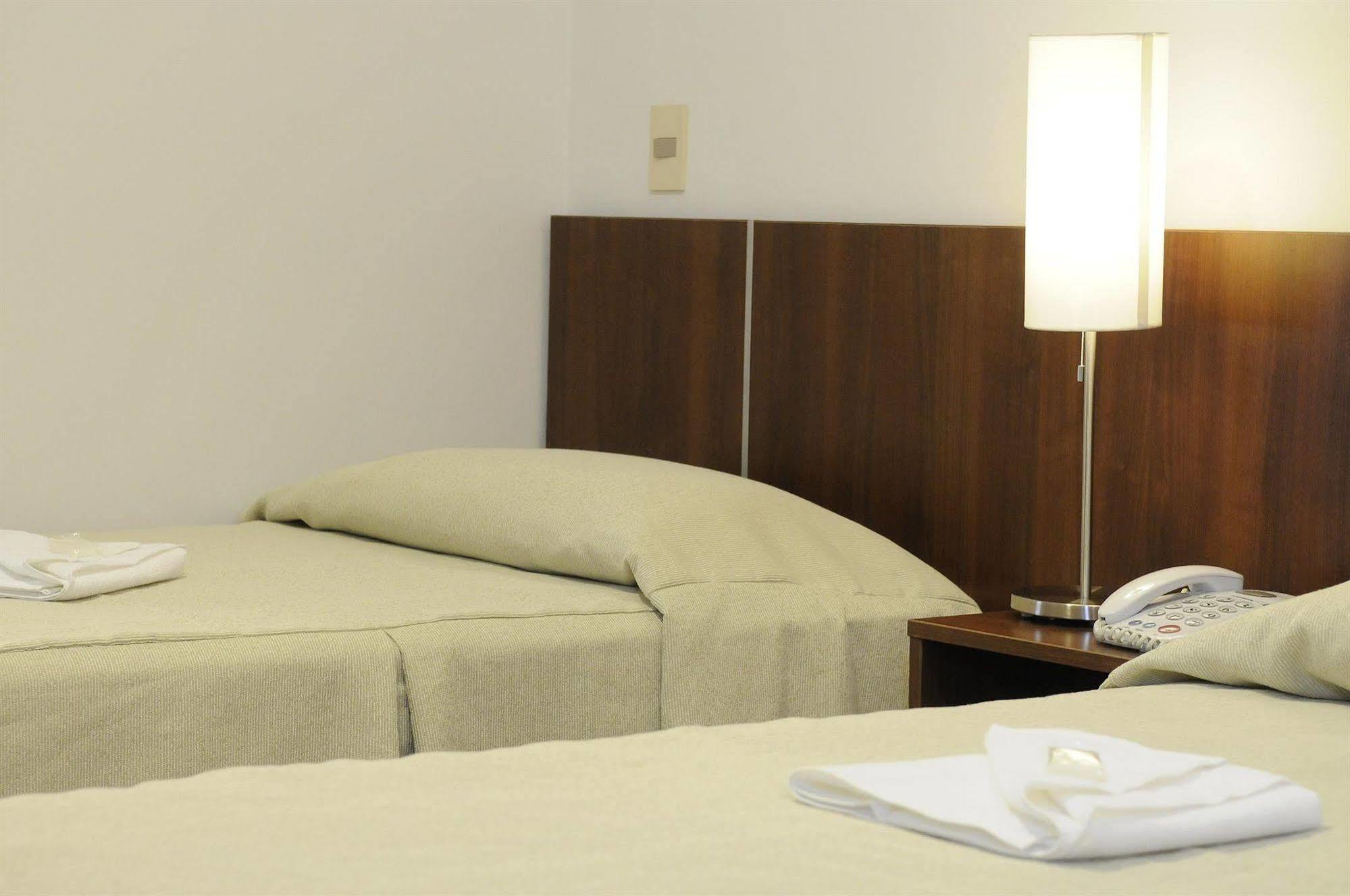 Hotel California Montevideo Ngoại thất bức ảnh